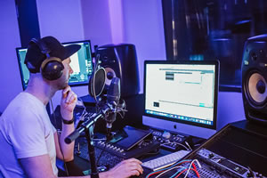 Produzent in der Singfactory